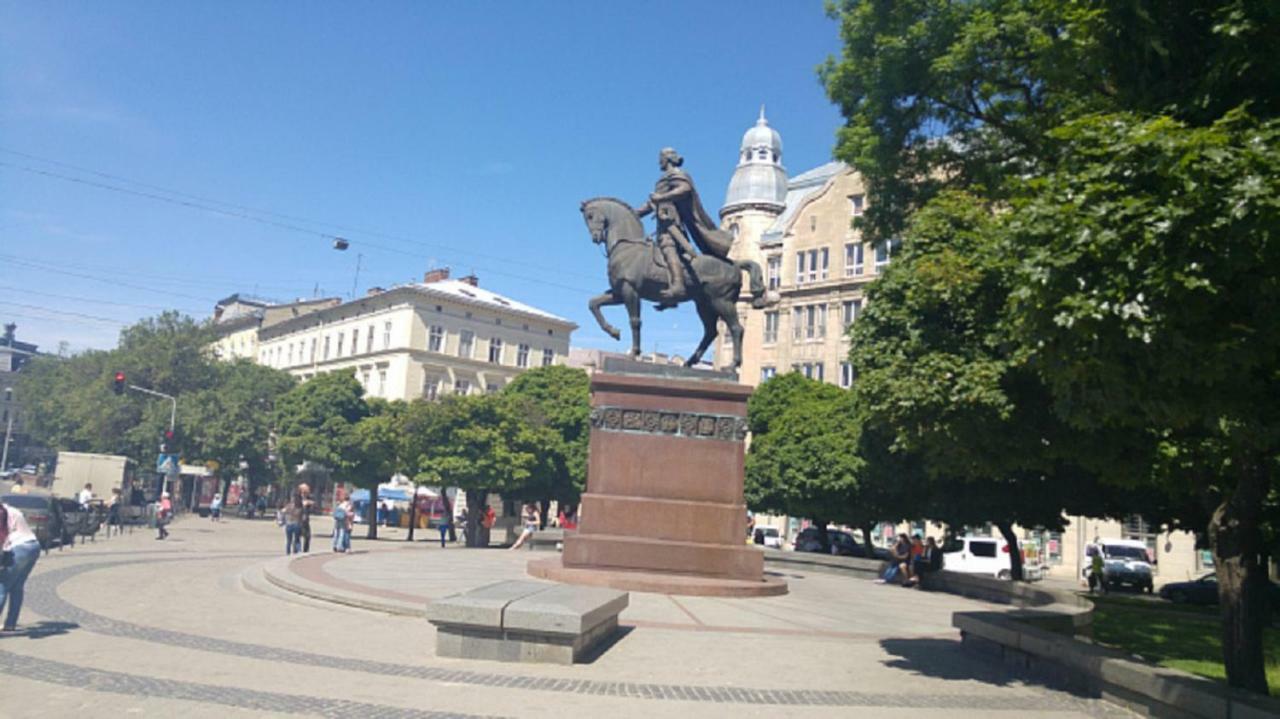 Smart -Апартаменти В Центрі Львова - 2 Хв До Оперного Театру מראה חיצוני תמונה